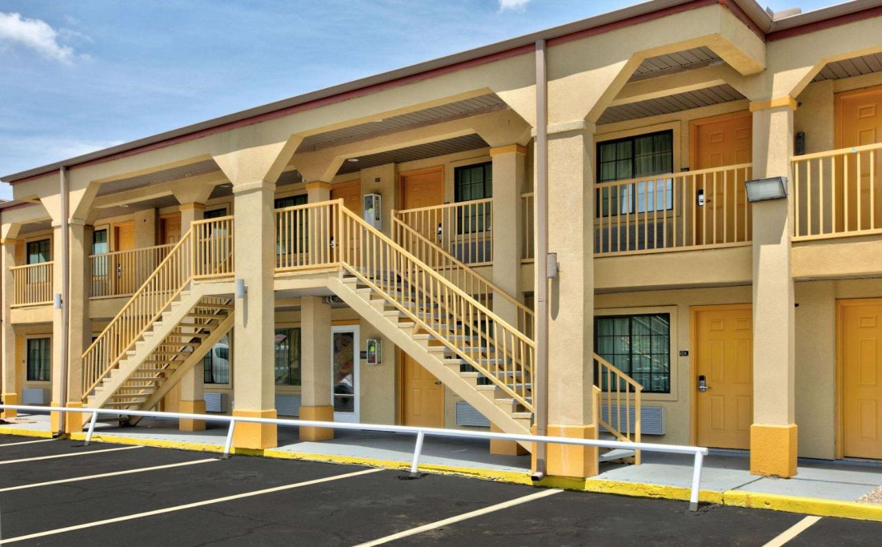 Hotel Super 8 By Wyndham Palestine Tx Exterior foto
