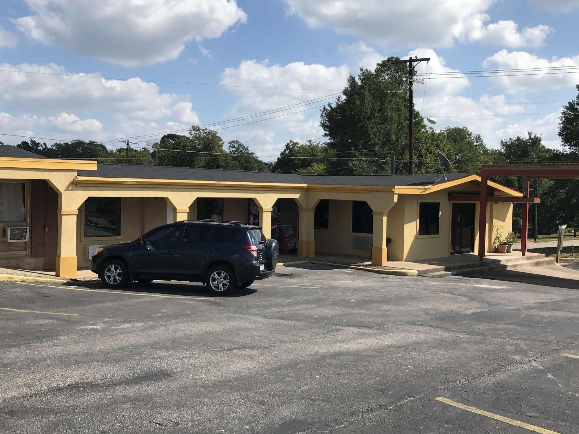 Hotel Super 8 By Wyndham Palestine Tx Exterior foto